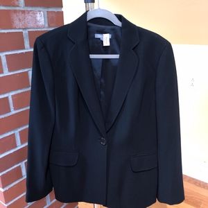 Closet CLOSING today! Ann Taylor Blazer